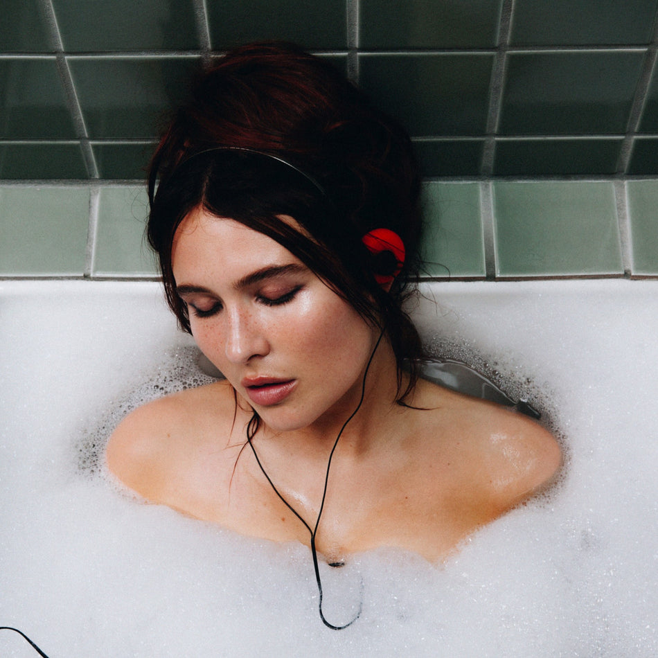 Mimi Webb - Confessions (1LP Blue Clear Vinyl)